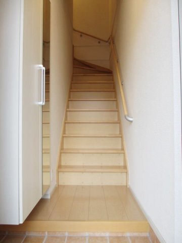 ヴァンヴェ－ル吉野Ⅱの玄関