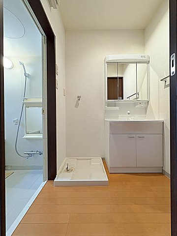 アプトＩＲＩＢＡの洗面所