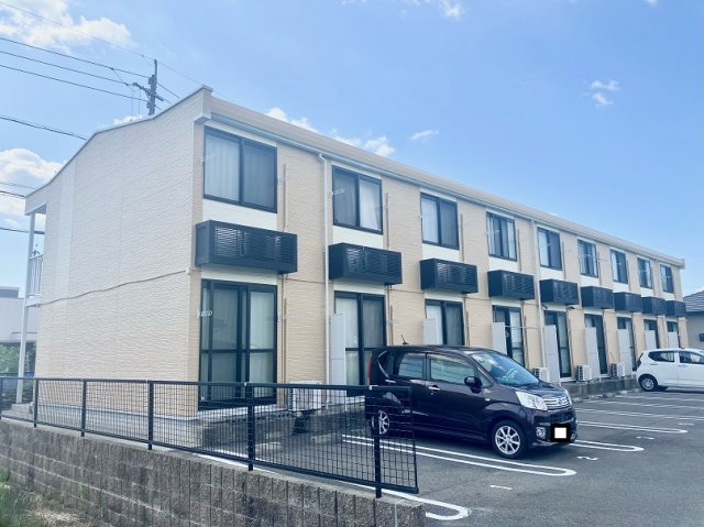 レオパレスしまざきの外観