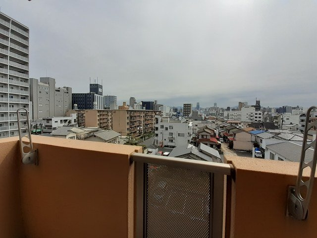 ワンダフルパレスＮＩのバルコニー