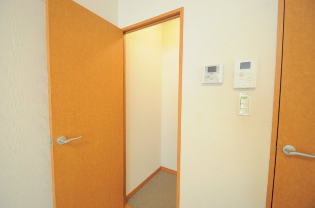 レオパレス都Ａの内装|大きい収納あり！お部屋広く使えます