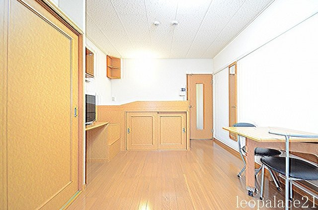 レオパレスセジュールの居間・リビング|備品や設備仕様は号室等により異なります現地をご確認下さい。　