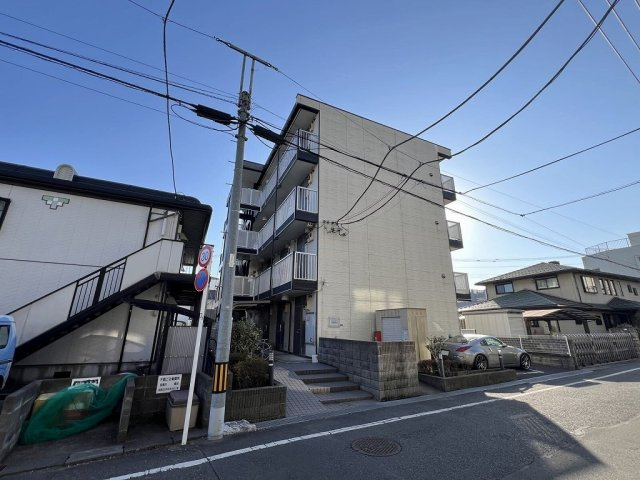 レオパレス南大和田の外観