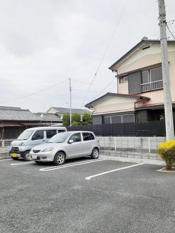 セレーノの駐車場