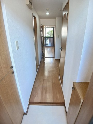 サンビレッジの玄関