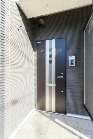 アビタシオン高柳のエントランス