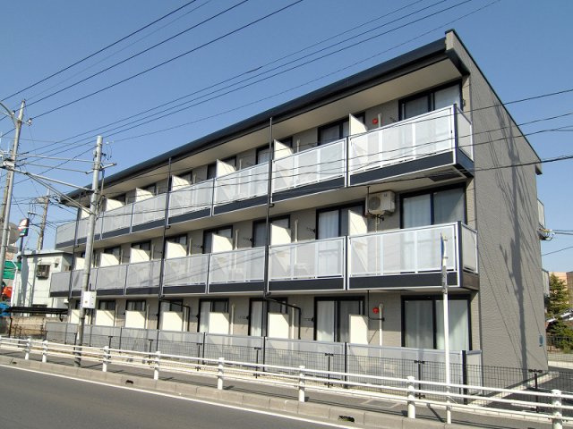 レオパレスキルシェンⅠの外観