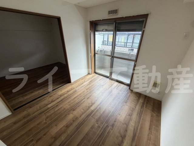 メゾン池島の居間・リビング
