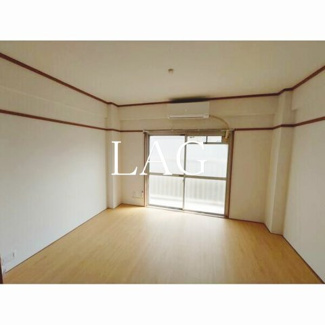 【居間・リビング】 | 山惣マンション | 洋室のお部屋です。