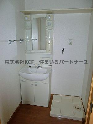 ヴィラージュⅡの独立洗面台|独立洗面台あり、毎朝おしゃれに忙しい女性の方におすすめです
