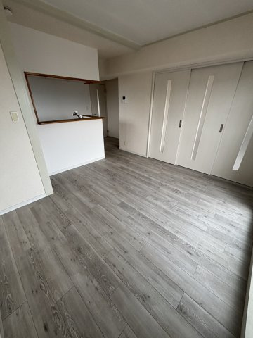 久留米パインハイツの洋室