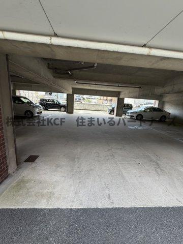 久留米パインハイツの駐車場