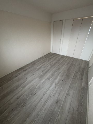 久留米パインハイツの洋室