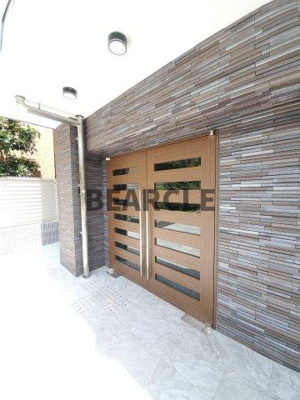 【エントランス】 | ソルテラス京都西大路　郁 | 建物の内部です
