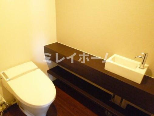 プレディアスタイル池上南EASTのトイレ|同建物内別のお部屋の参考写真になります。