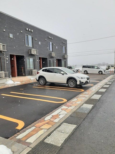 エバーグリーン大野の駐車場