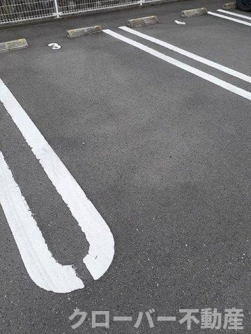 ヴァンベール　西大浜の駐車場