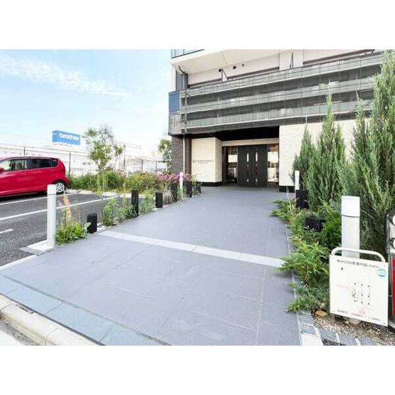 【エントランス】 | S-RESIDENCE堀田駅前