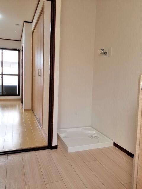 ハイツカワイの内装