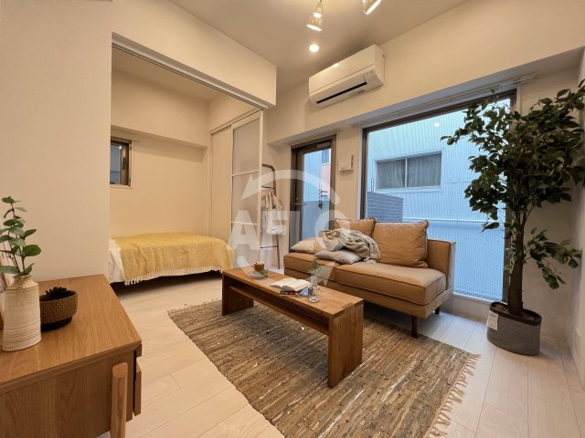 シーズンフラッツ新町の居間・リビング|シーズンフラッツ新町　ダイニング