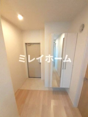 グラスハーモニーの玄関