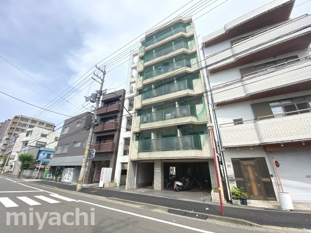 エクセレントヘイワの外観