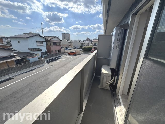 オリエンタルコート南田宮のバルコニー