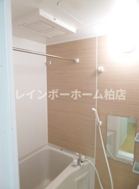 仲介手数料50％半額キャンペーン物件の浴室|きれいなお風呂です