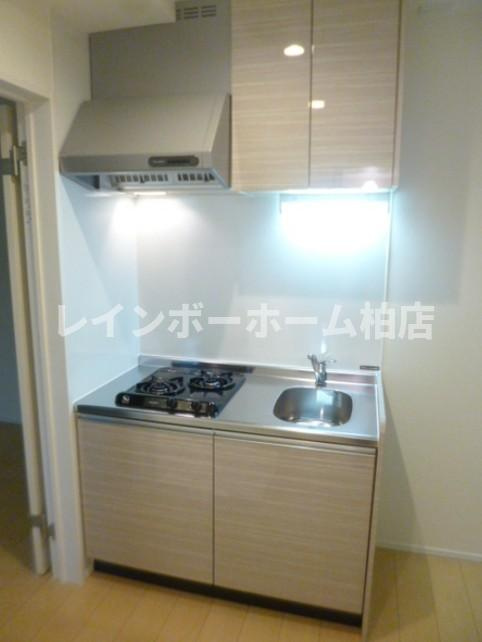仲介手数料50％半額キャンペーン物件のキッチン|コンパクトなキッチンで掃除もラクラク