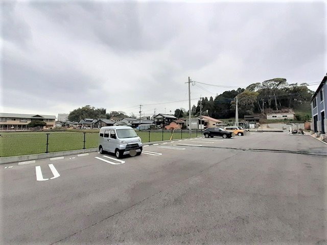 【駐車場】 | メレルカンＢ