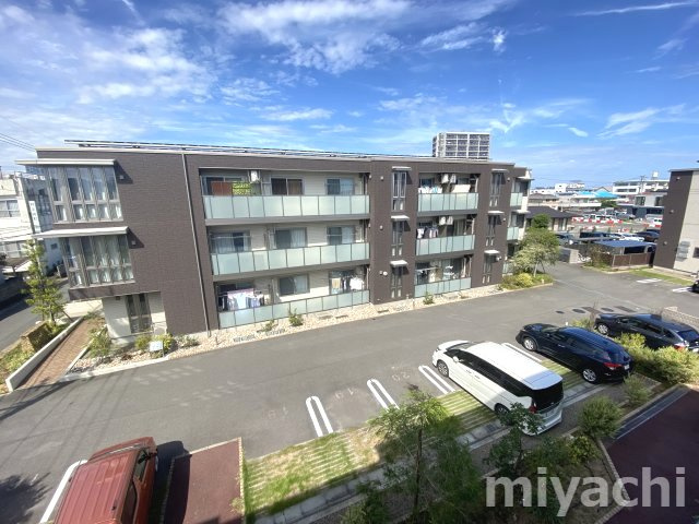 シャーメゾンガーデン福島　Bの区画図