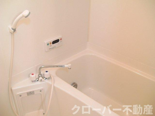 サニー・エクセレント　Ａの浴室