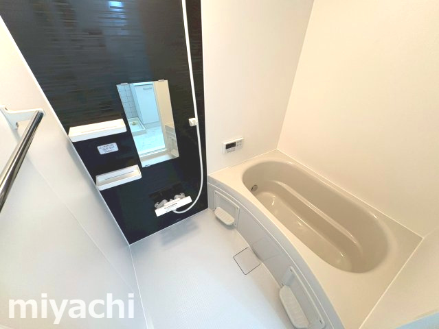 フォーシーズン常三島の浴室