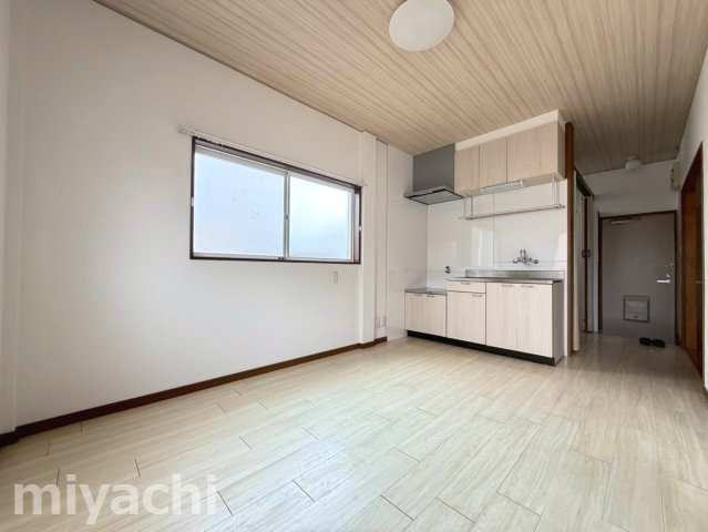 徳島市住吉６丁目のアパートの間取り