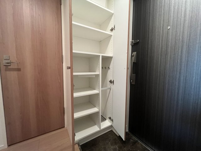 台東区竜泉１丁目の賃貸マンションの収納|ちょっとした収納スペースも充実しています
