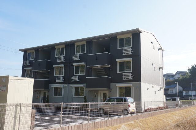 シャンベルタン　A棟の外観