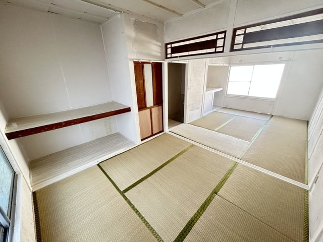 稲葉元町1丁目テラスハウスの寝室