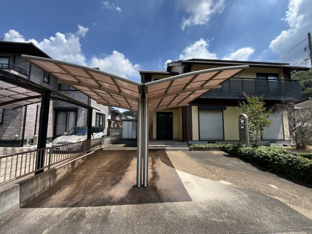大井南売家の駐車場