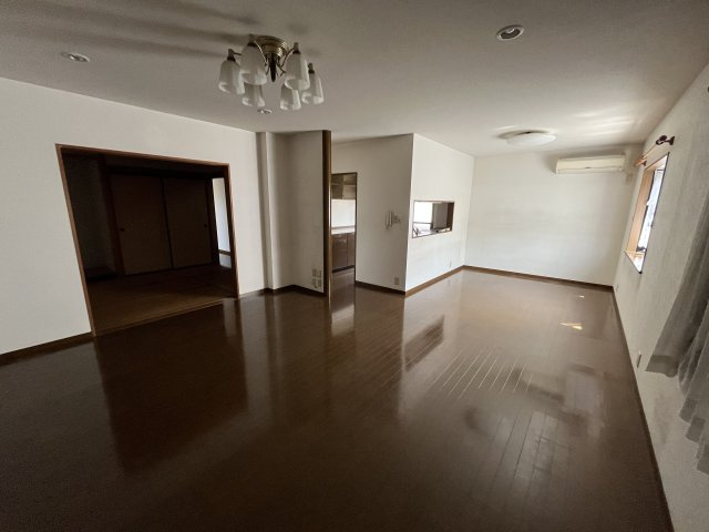 大井南売家の居間・リビング