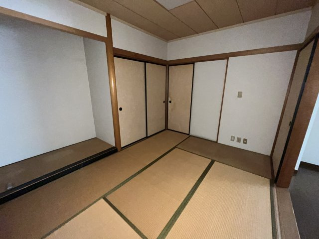 大井南売家の和室