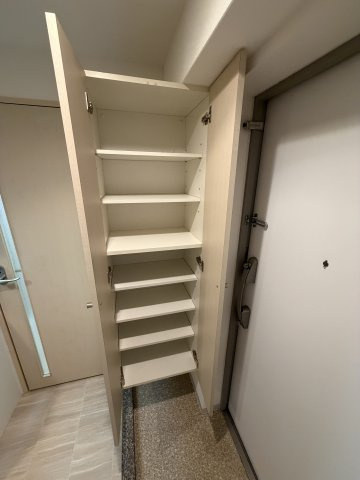 リアンジェ兵庫本町の収納