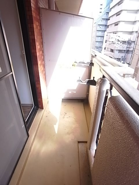コスモプラザ三宮のバルコニー
