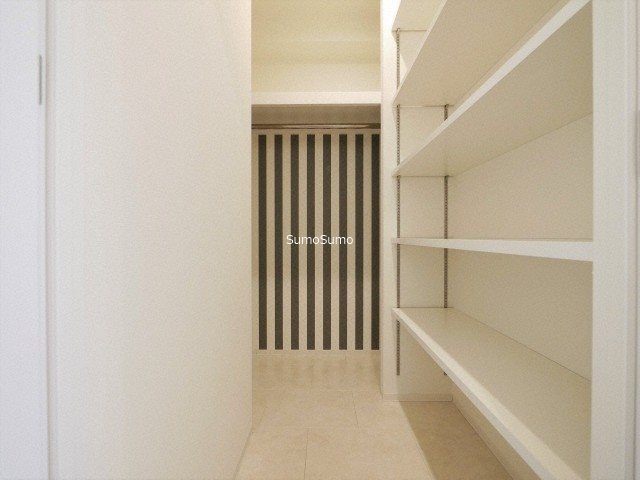 C.COLOR南新町の収納