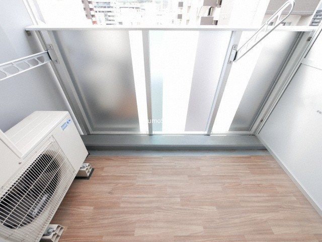 C.COLOR南新町のバルコニー