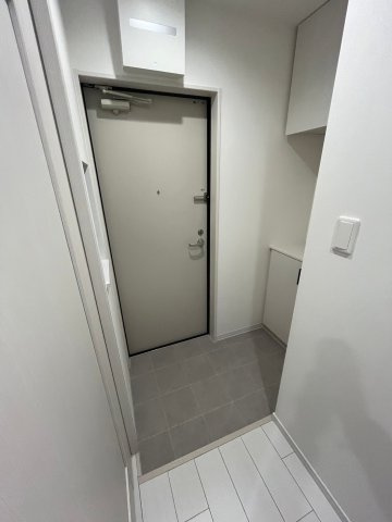 Ｓ－ＦＬＡＴさくら夙川の玄関