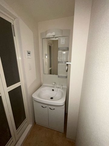 Luxe神戸WESTの洗面所