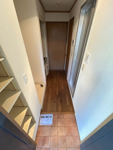 ピアネーズ御影の玄関