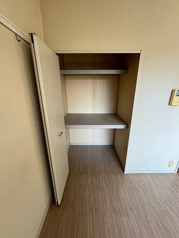 メゾン加島の収納|たっぷりとした収納スペースです