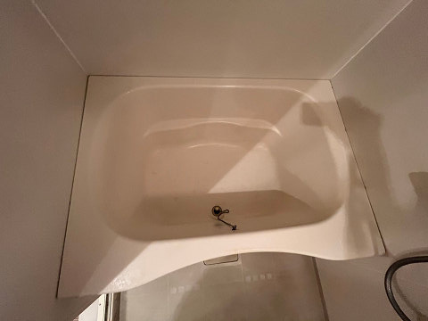 メゾン加島の浴室|落ち着いた空間のお風呂です