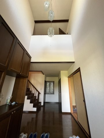 勝田郡勝央町黒坂　中古住宅　3L・DKの玄関